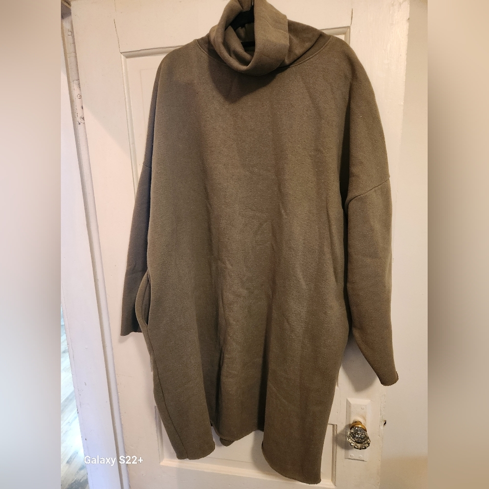 OAK + FORT Womens Khaki Turtleneck Sweater